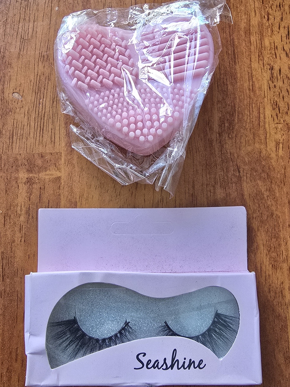 Pink Heart Brush & Black Lashes Set